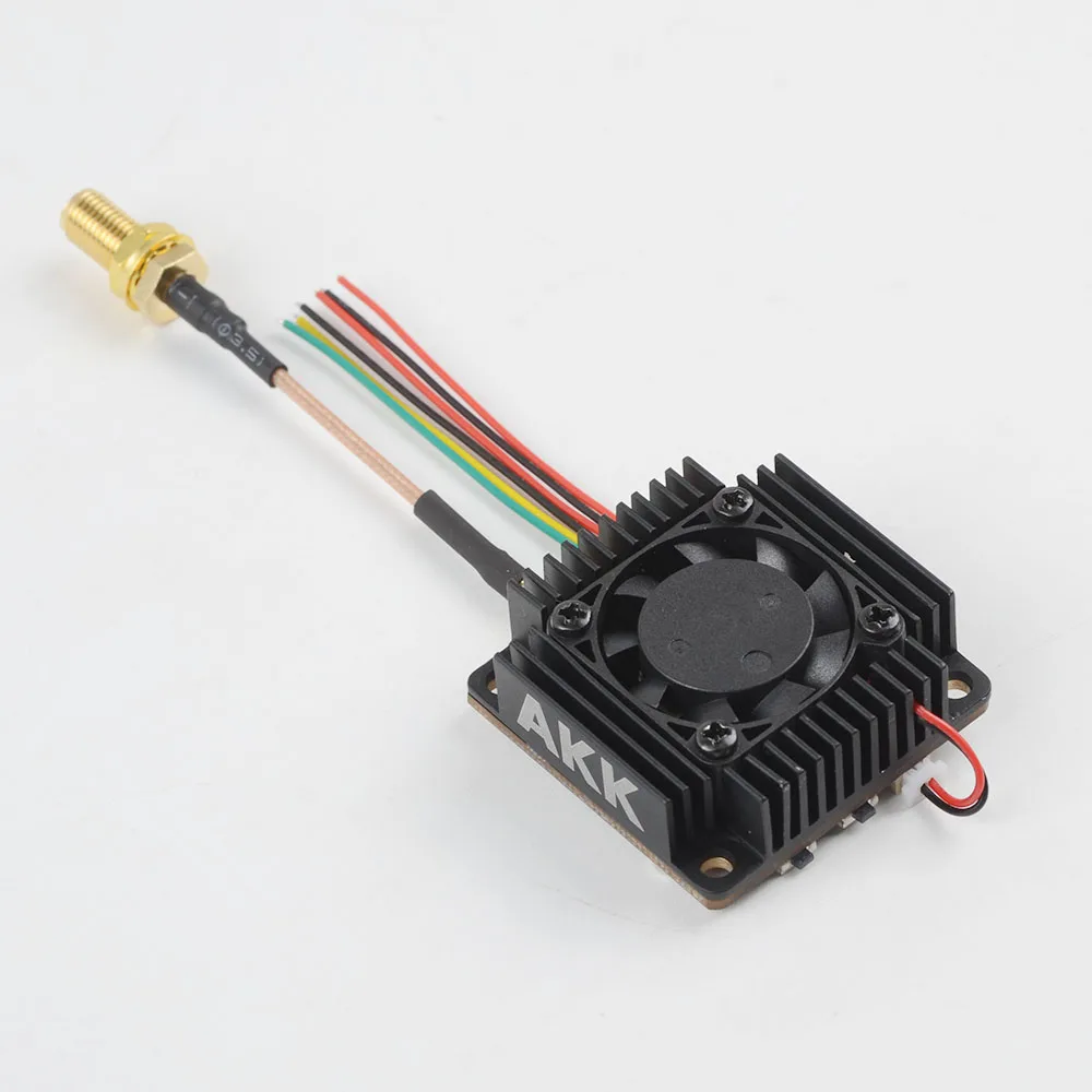 Trasmettitore AKK Ultra Long R - Foxeer Reaper Extreme 2.5W Vtx recensione e prezzo